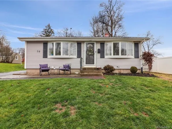 19 Eastview Road, Southington, CT 06489