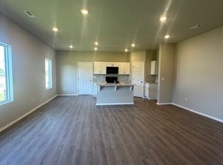 6802 SW Devotion Ave, Maumelle, AR 72113