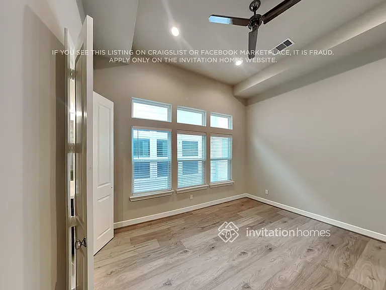 6343 Paddington Bend Dr — Photo 10