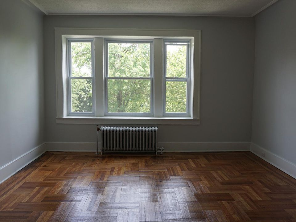 1st image of 169 N Arlington Ave