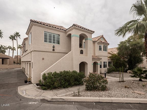 3rd image of 470 Acoma Blvd S Unit 115