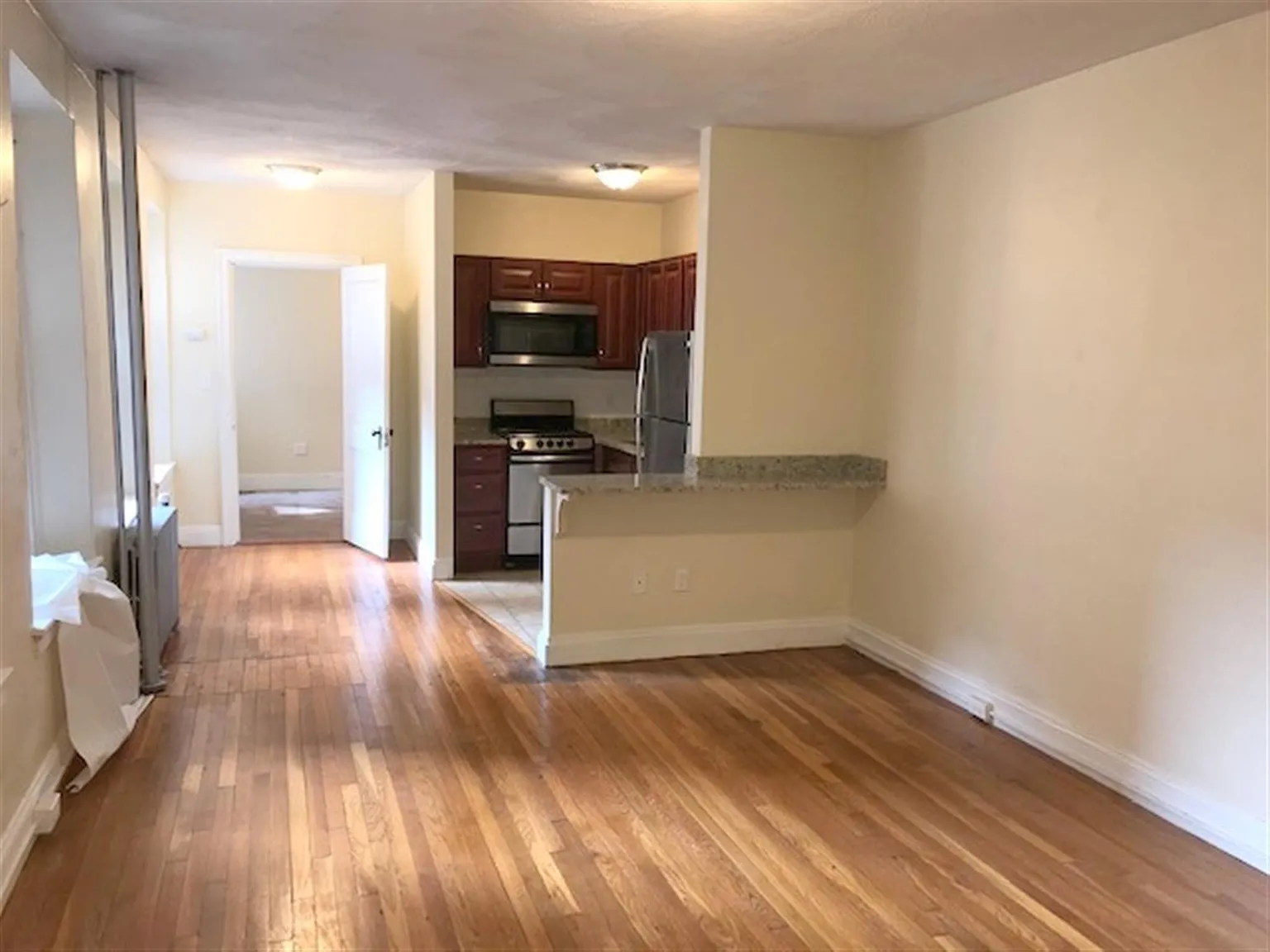 1 bed, 650 sqft, $2,750 — Photo 2