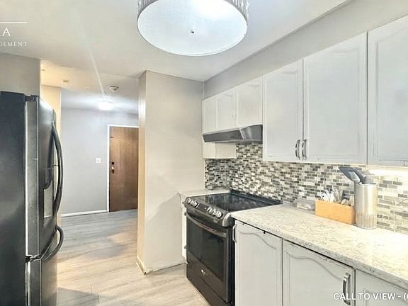 4th image of 55 Green Valley Dr #1210