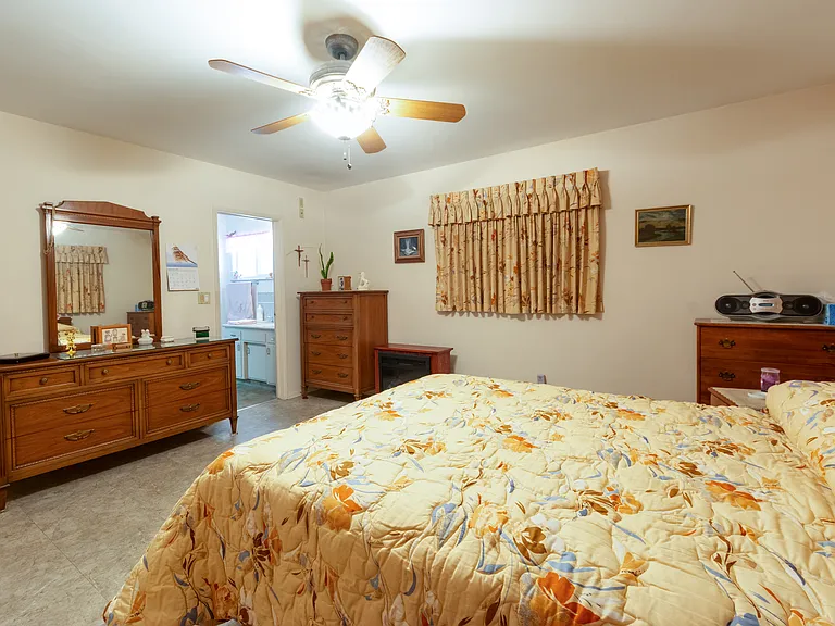 3105 Barnett St — Photo 34