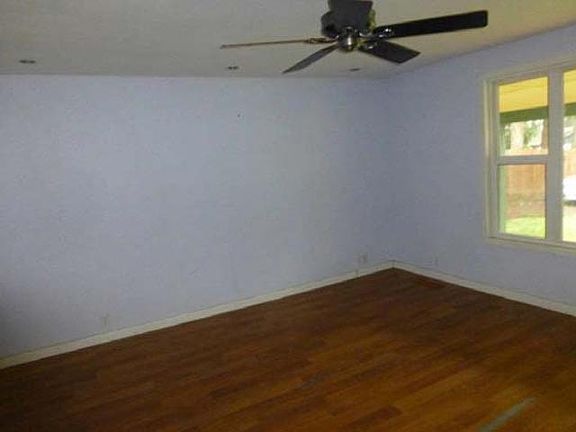 2nd image of 7738 Long Lake Ct SE