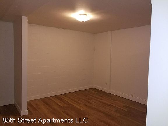 4th image of 1309 NW 85th St #5743728