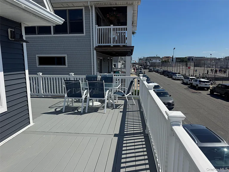 84 Maryland Ave — Photo 19