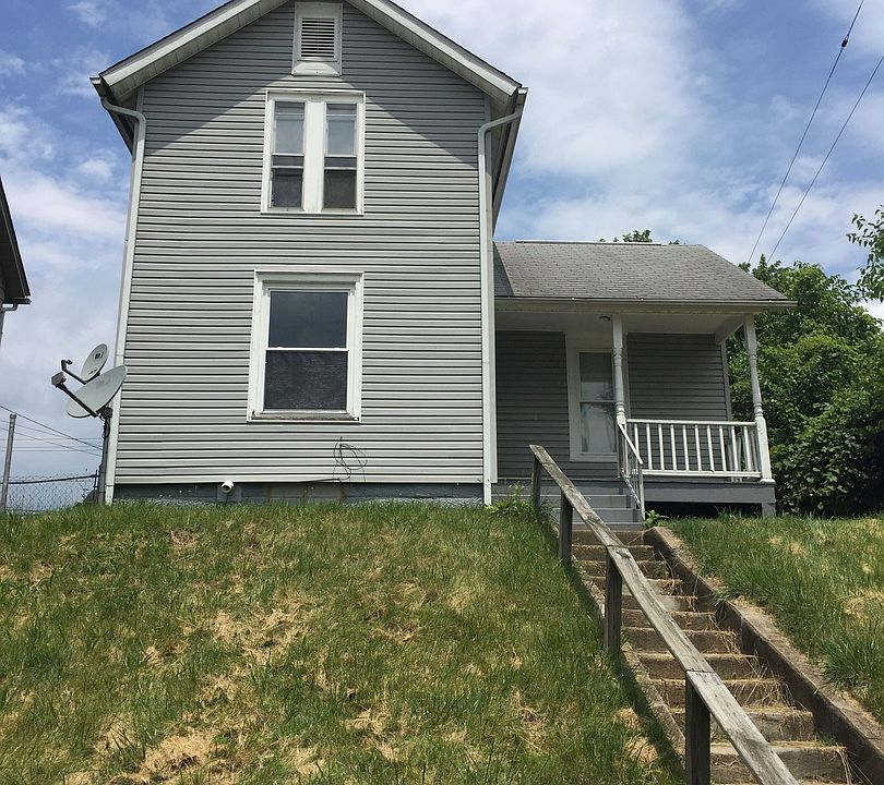 1st image of 374 Seroco Ave