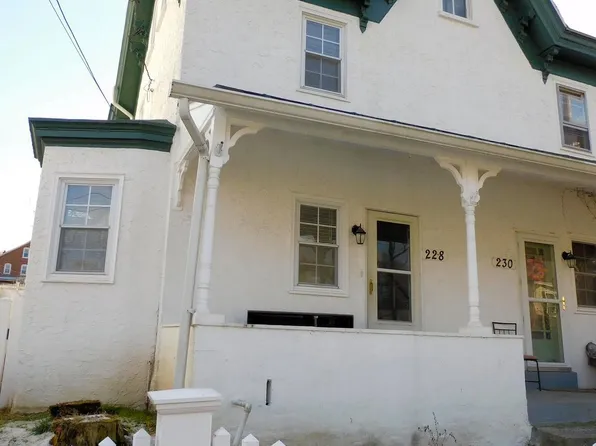 228 W Church St, Downingtown, PA 19335