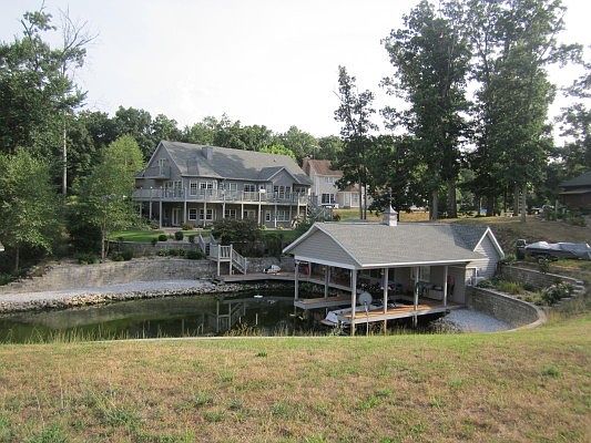 1st image of 3 Whippoorwill Dr