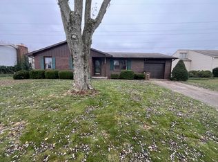 1960 Lockerbie Dr, Columbus, IN 47203