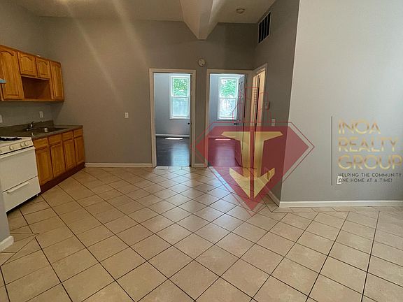 2nd image of 18 Willoughby St #1N