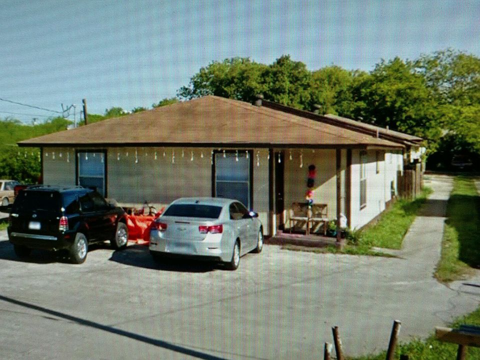 1st image of 165 E Petaluma Blvd