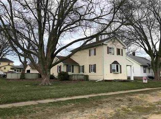 214 E Lincolnway St, Wheatland, IA 52777