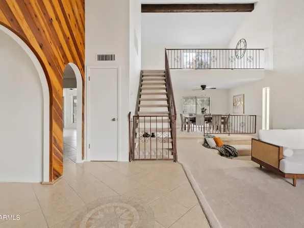 2132 N 63rd Place, Mesa, AZ 85215