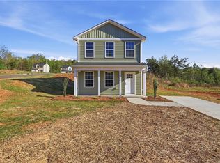 1655 Stone Hill Ct, Winston Salem, NC 27105