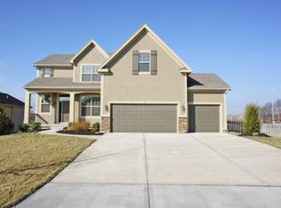 16528 S Ripley St, Olathe, KS 66062