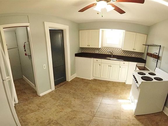 3rd image of 1667 28th Ave N APT 4