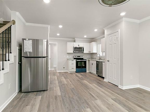 3rd image of 28402 Champion Oaks Dr #2