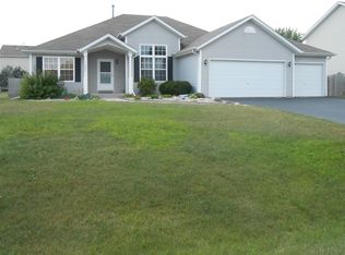 11020 Jasmine Dr, Roscoe, IL 61073