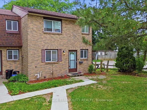 175 Siebert Ave #1, Kitchener, ON N2C 2M1