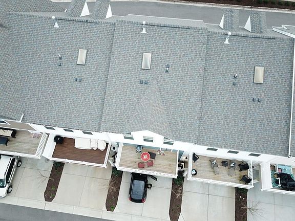 4th image of 1780 Perla Dr