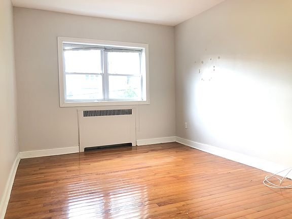5th image of 2729 John F Kennedy Blvd #15E