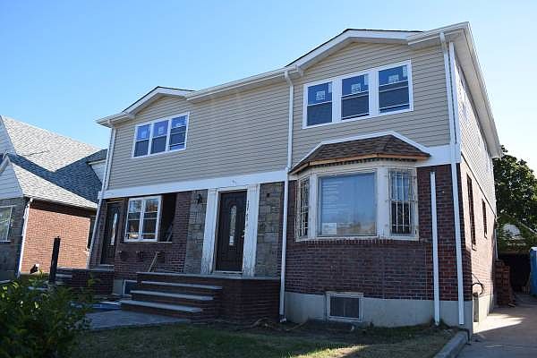 2nd image of 137-07 Francis Lewis Blvd