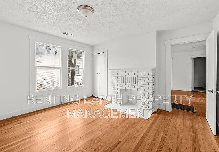 2712 24th St W — Photo 6