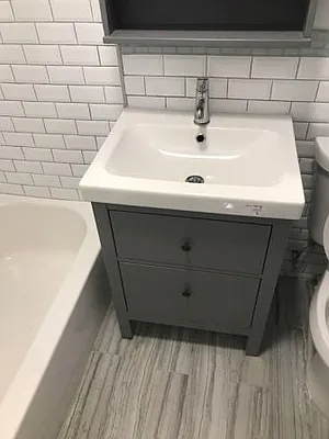 Rented by Besen Partners, LLC | media 7