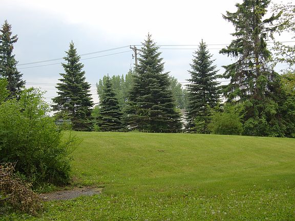 Beautiful 1.7 acre lot