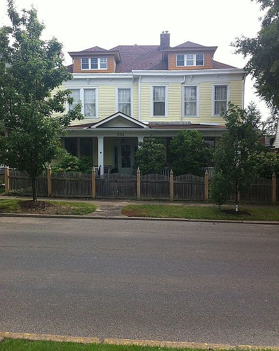 1st image of 334 Pearl St