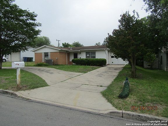 2nd image of 4718 LYCEUM DR