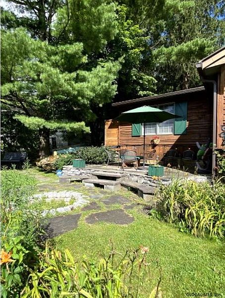4th image of 119 BEARS DEN Road