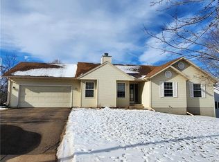 1806 Nicholas Dr, Eau Claire, WI 54703