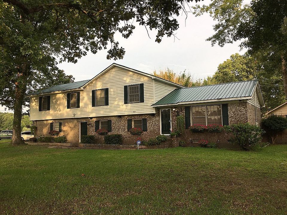 2nd image of 7622 Kings Grant Ln