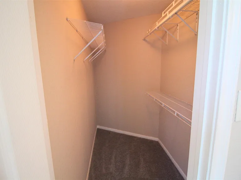 2117 Whittier Dr — Photo 13