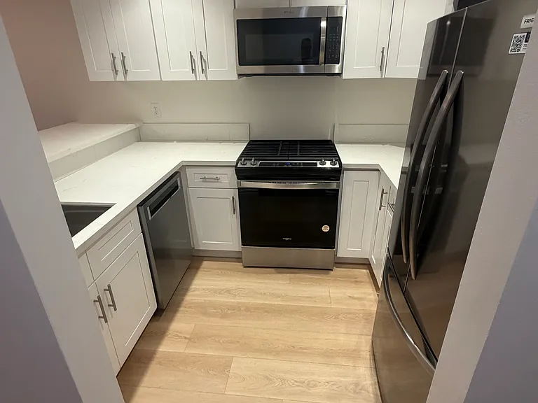 1125 Pico Blvd — Photo 15