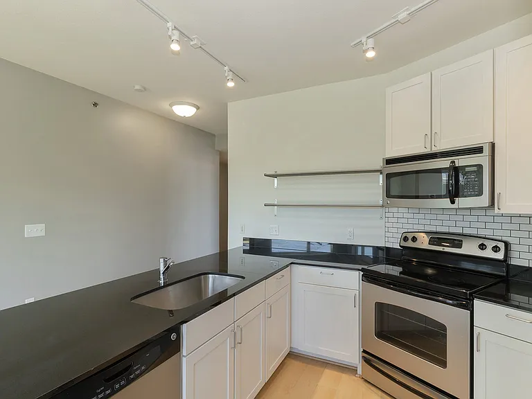 Solhaus Apartments & Tower — Photo 119