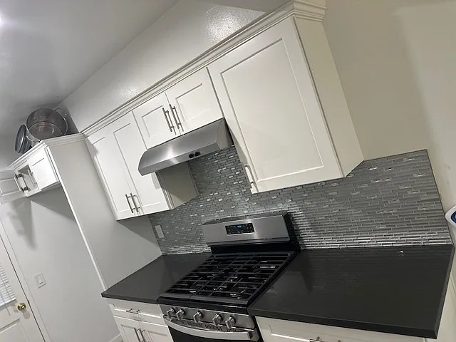 3662 Mentone Ave #4 — Photo 9
