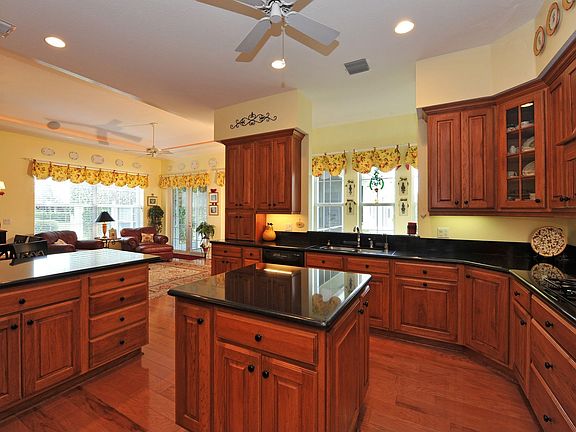 Center Island Kitchen