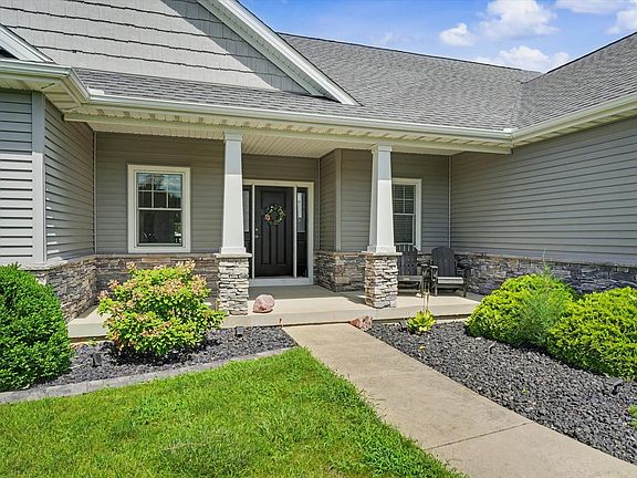 5th image of 100 Weldon Springs Rd