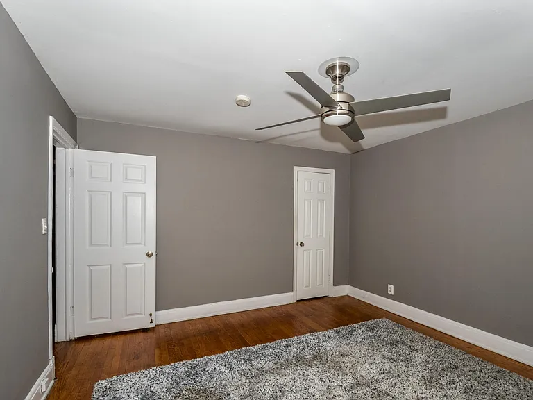 916 N Augusta Ave — Photo 14