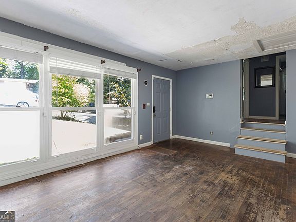 5th image of 154 Wendell Dr