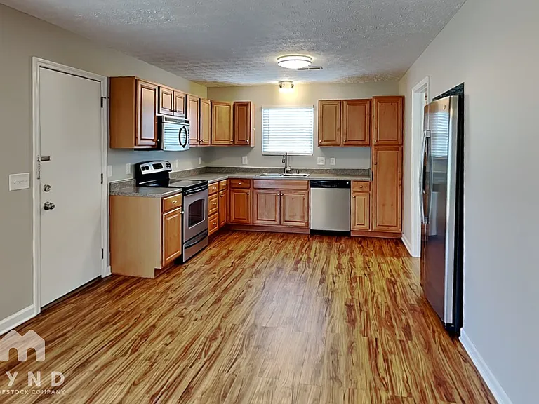 540 Rockets St #135 — Photo 2