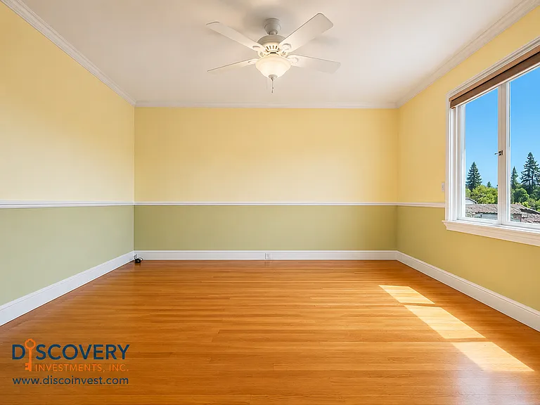 327 San Carlos Ave — Photo 45