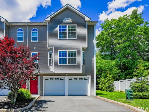 58 Leonard Street #408, Meriden, CT 06451