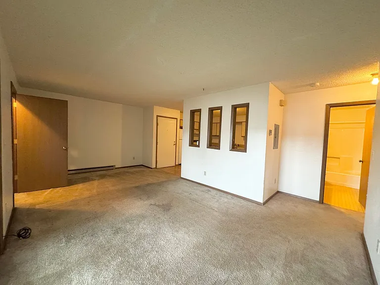 332 Terri Dr — Photo 9