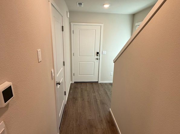 1102 SE 193rd Pl