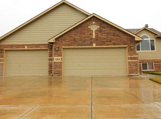 1302 E Harvest Lane Cir, Goddard, KS 67052